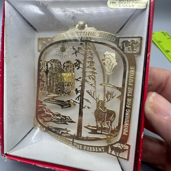 Yellowstone 2000 24k gold flashed ornament - Picture 4 of 6